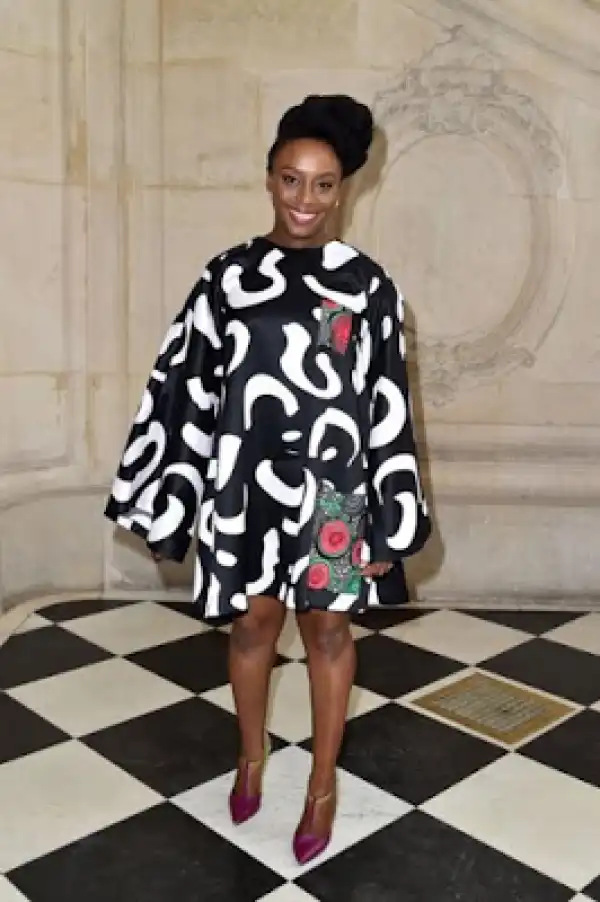 Chimamanda Ngozi Adichie Looks Totally Fabulous At Paris Fashion Week 2016 As She Enjoys Front Row Seat (Photos)